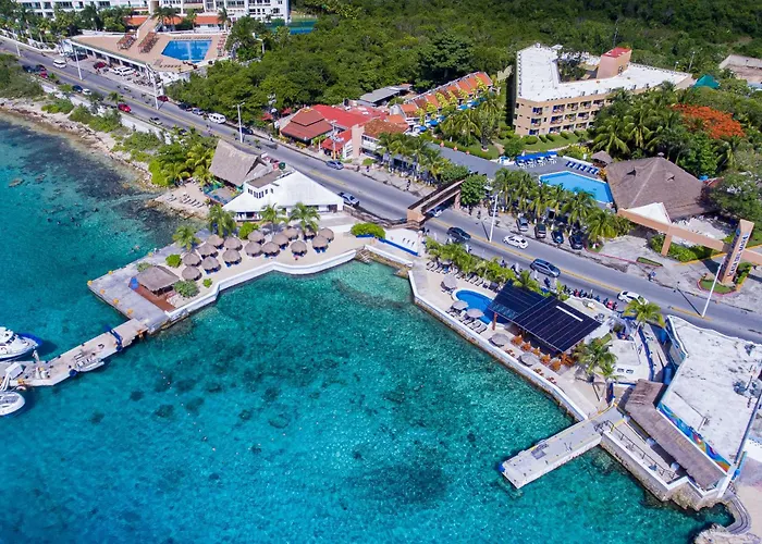 Hotels with a view Casa Del Mar Cozumel & Dive Resort With Free Access To An Exclusive Beach Club